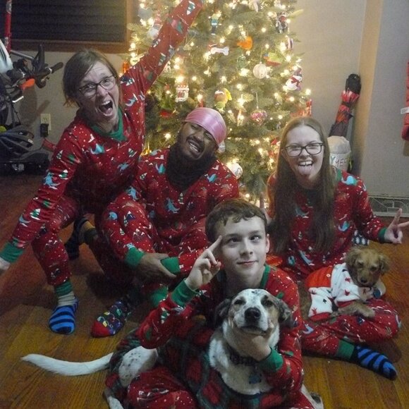 Meet your Posher! - Picture 10 of 11